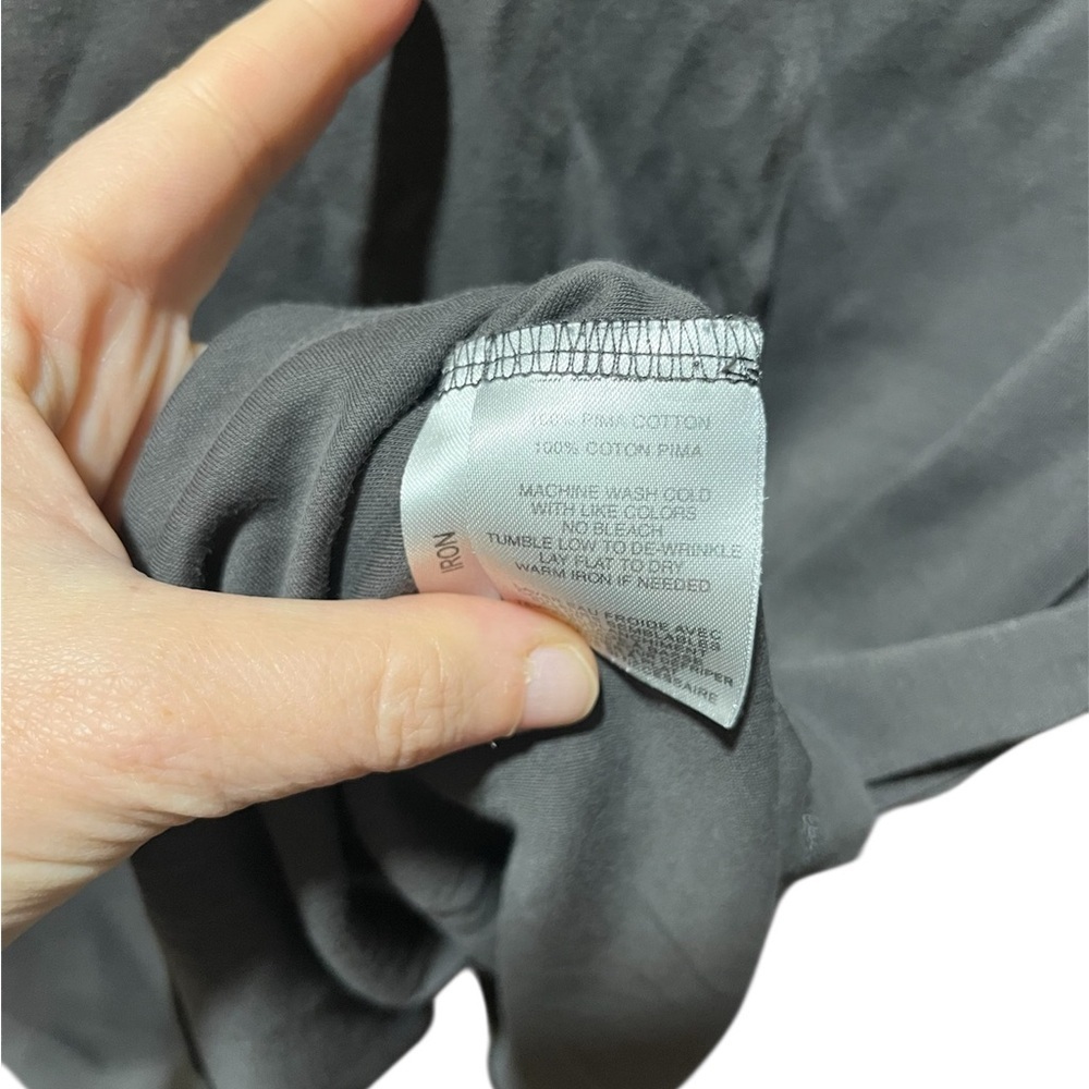 Robert Barakett Charcoal V-Neck T-Shirt Large - Picture 2 of 7